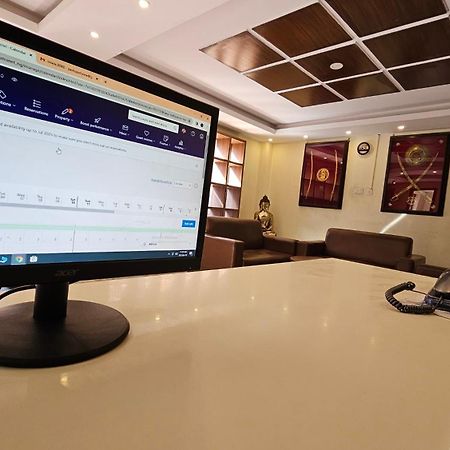 Pashupati View Hotel Kathmandu Ngoại thất bức ảnh